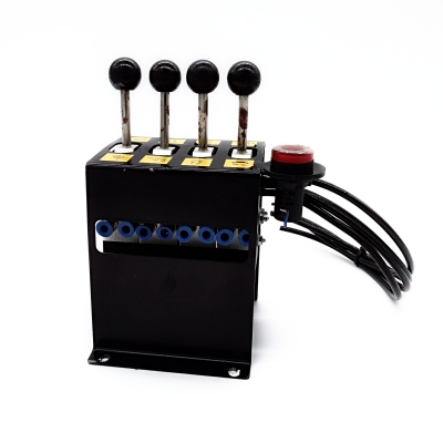 Sterowanie 4-sekcyjne do urządzenia hakowego / bramowego